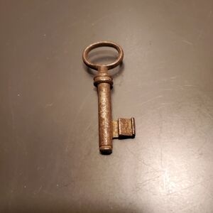 Small Antique Skeleton key/ Cast iron /Decorative Vintage Key/Home Decor